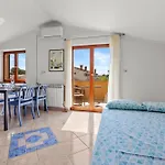 Apartmán Casamare - 1st Floor *