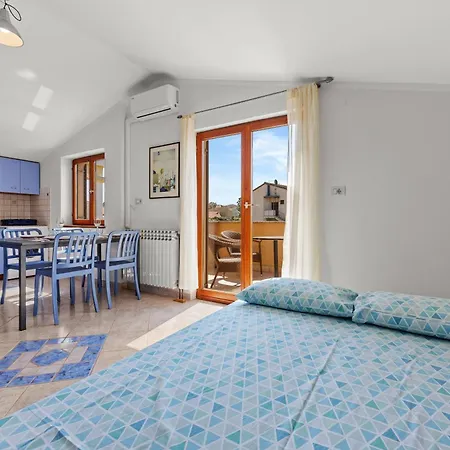 Casamare - 1st Floor פרוי